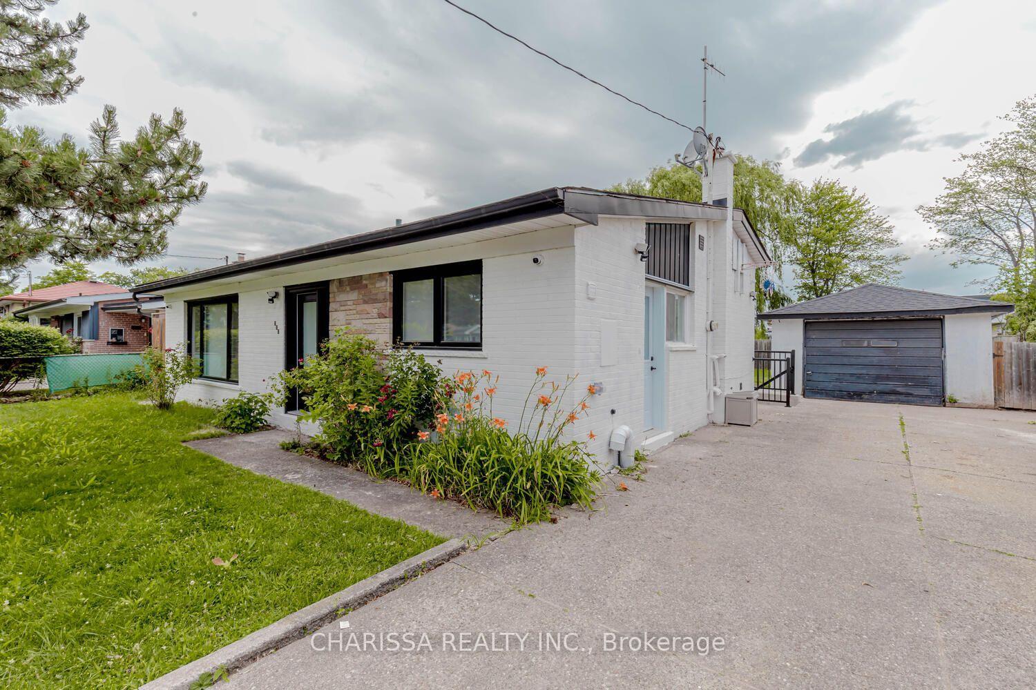 523-pinegrove-road-oakville-ontario-w13836190