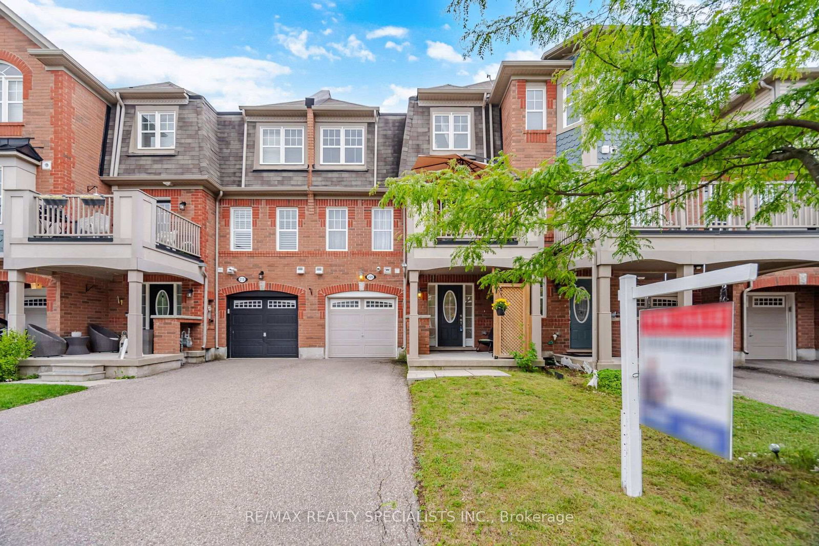 220-mortimer-crescent-milton-ontario-w13836344