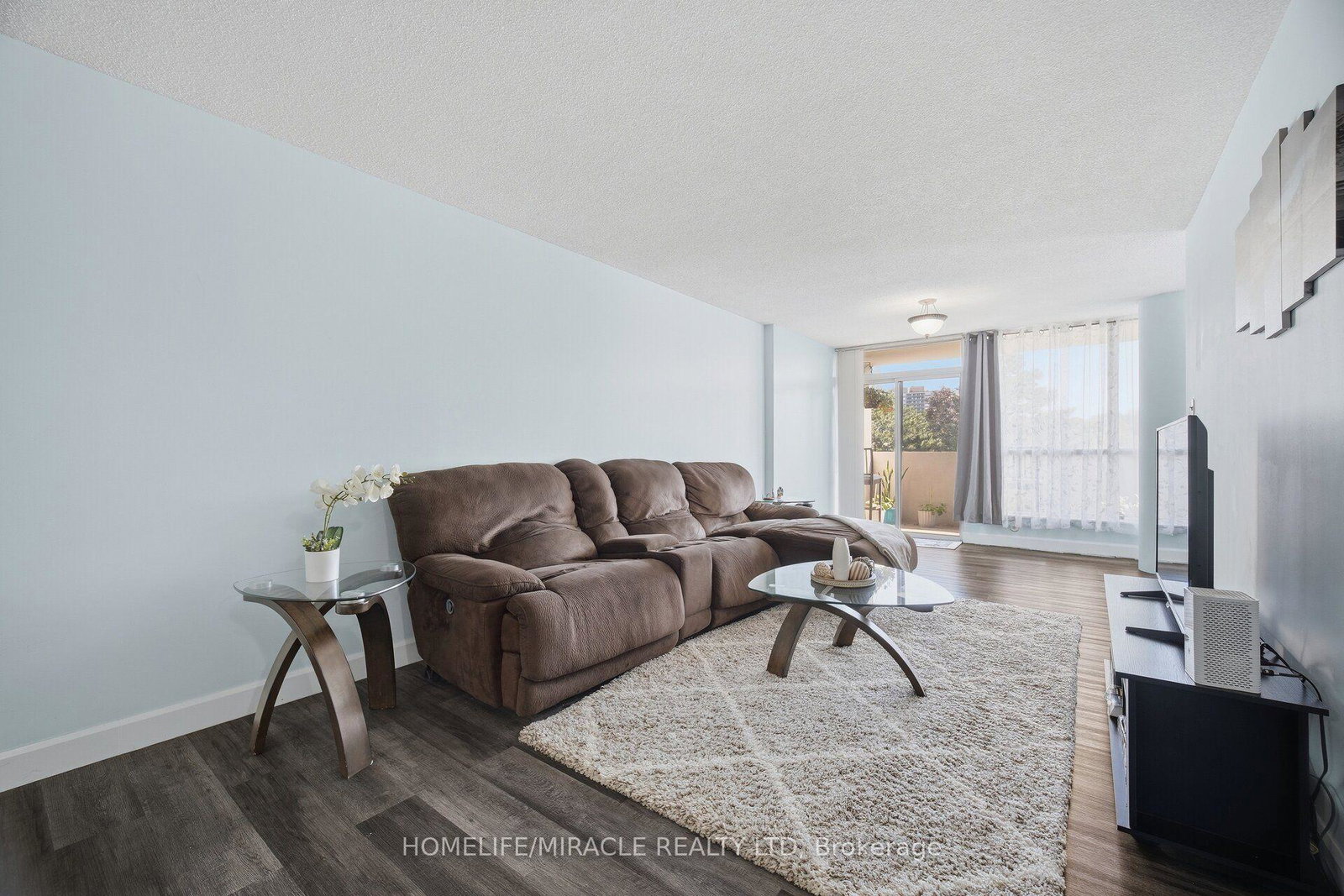 1-rowntree-road-toronto-etobicoke-ontario-w13836774