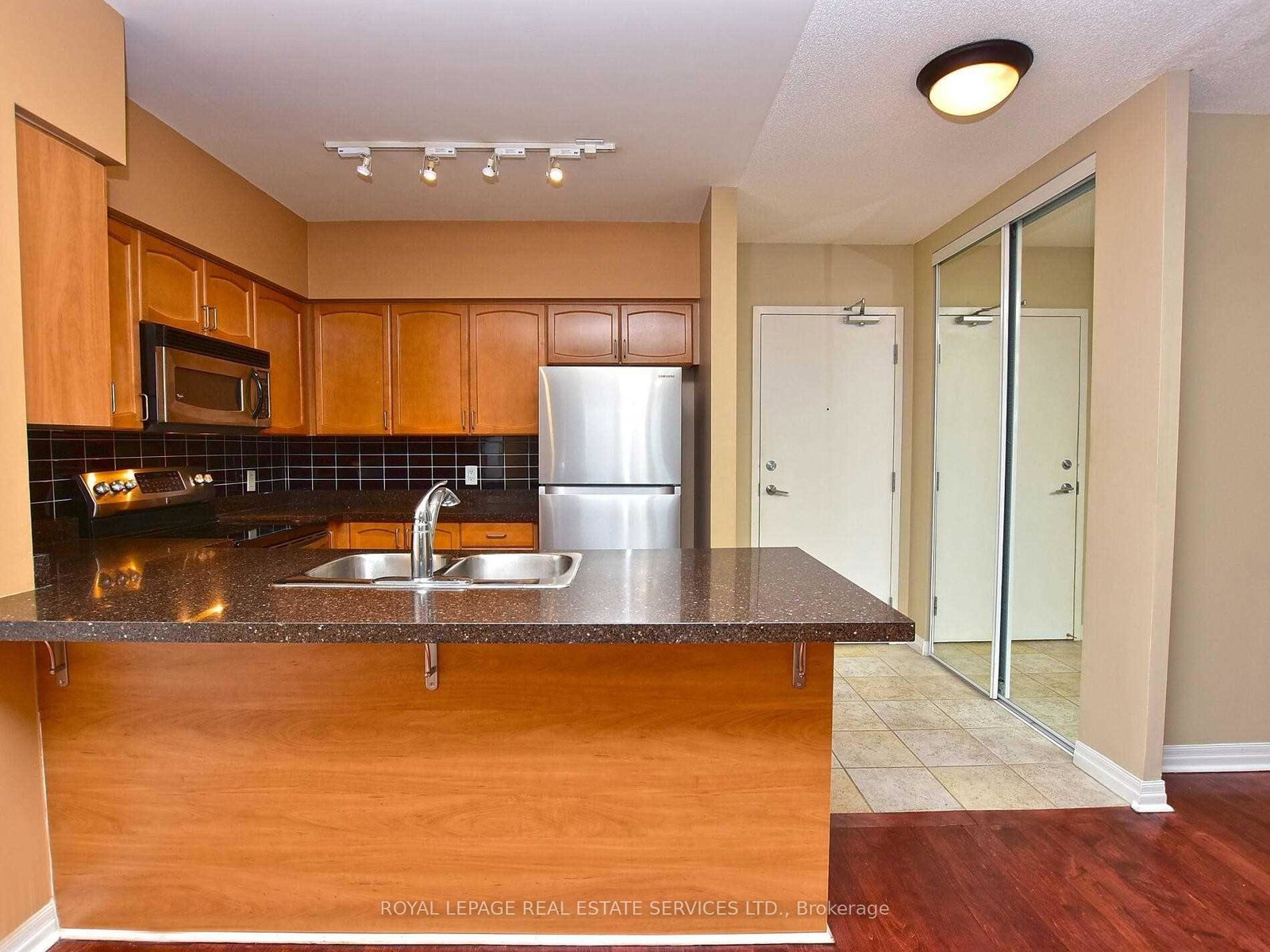 38-fontenay-court-toronto-etobicoke-ontario-w13836996