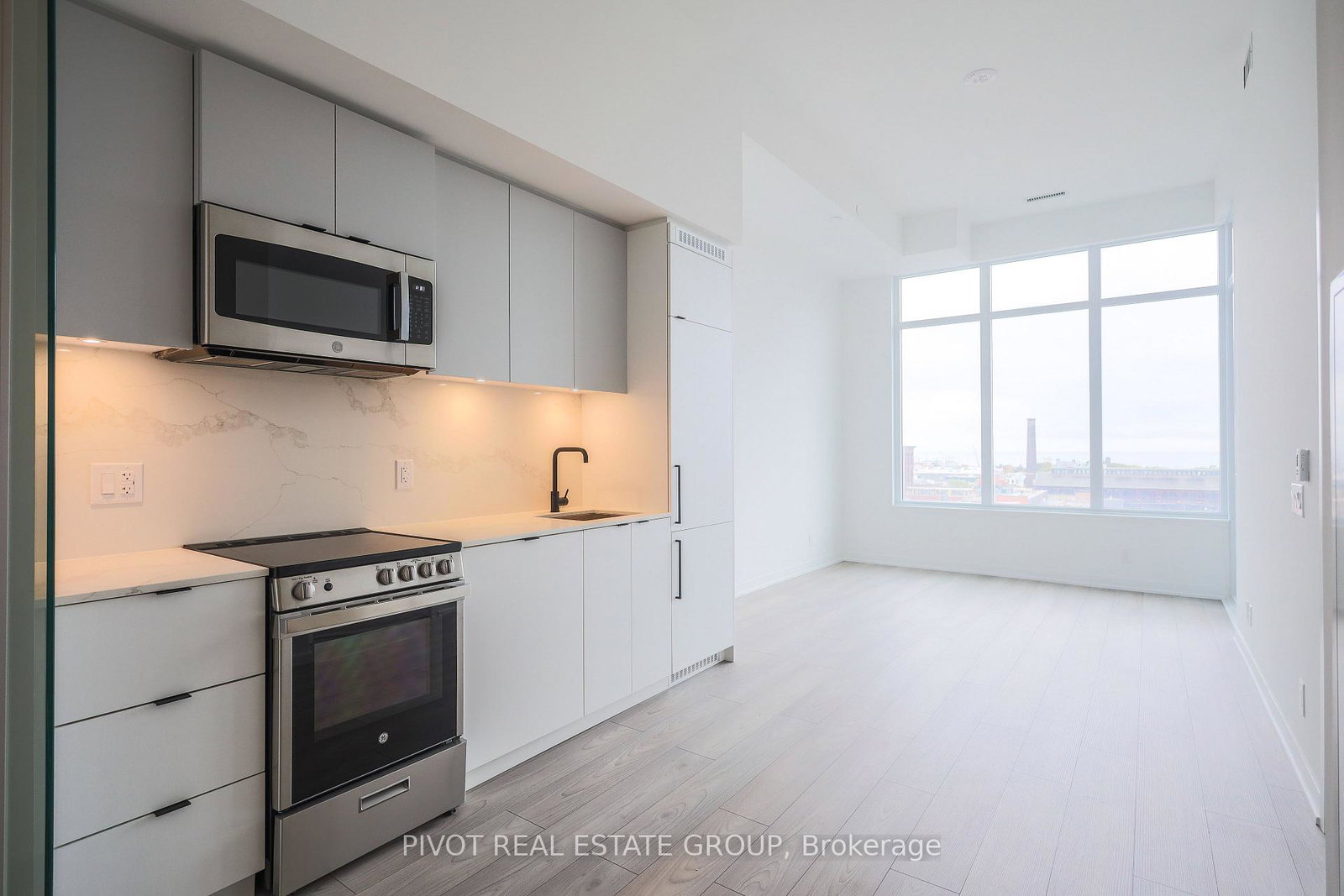 285-dufferin-street-toronto-toronto-ontario-w13837126