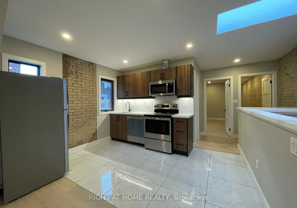 36parkside-drive-toronto-toronto-ontario-w13837436