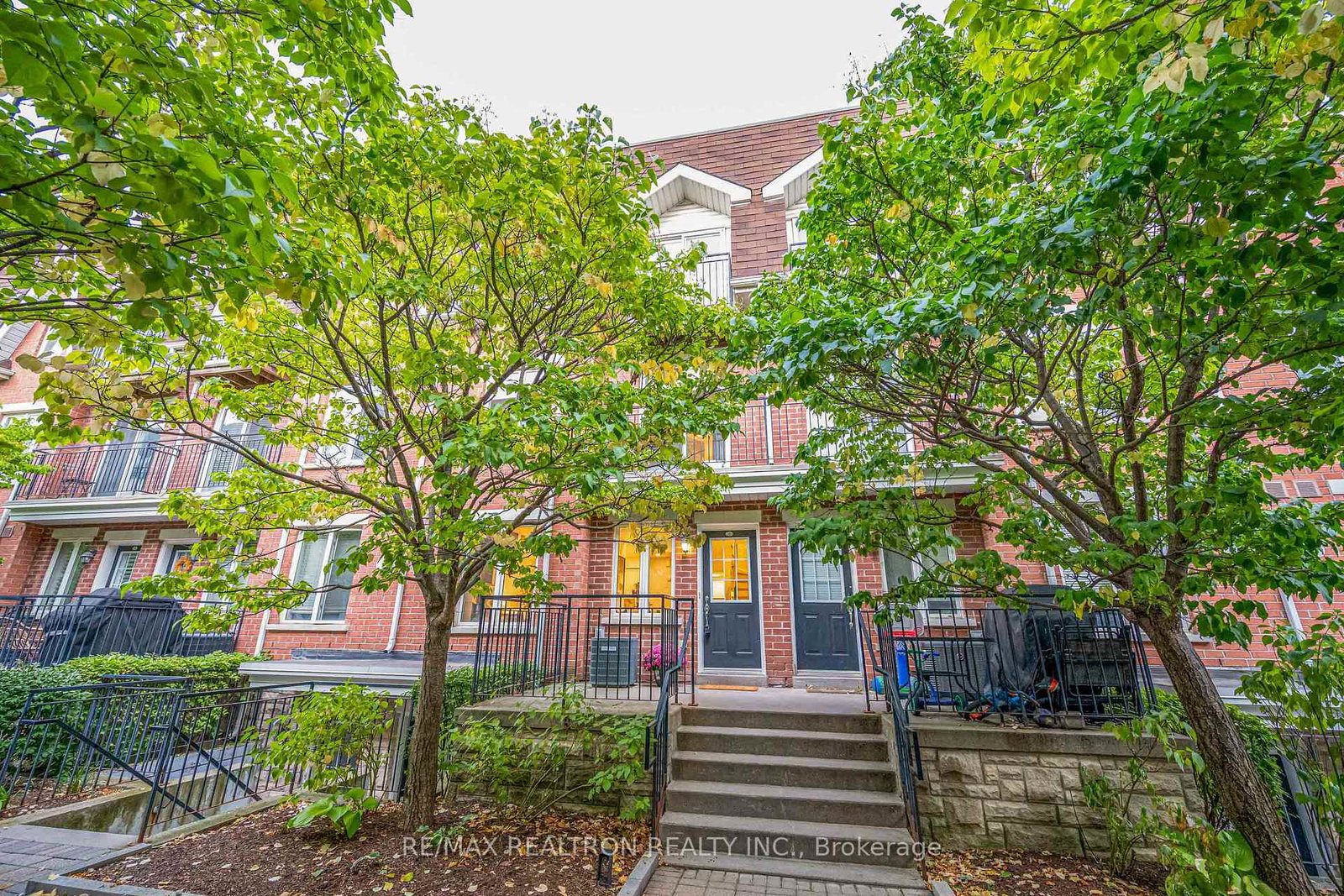 50-joe-shuster-way-toronto-toronto-ontario-w13837622