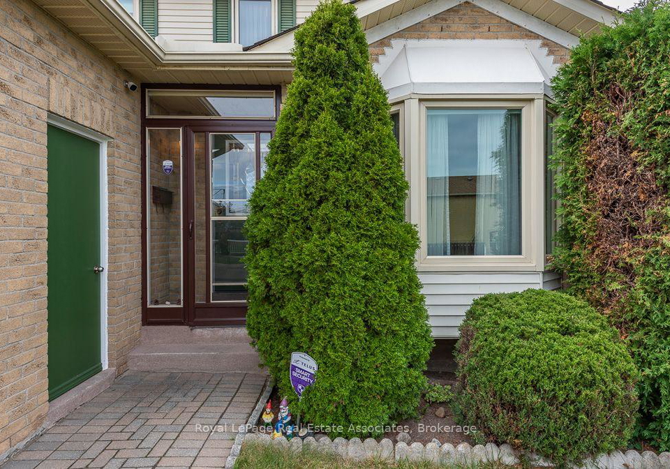 4-nuttall-street-brampton-ontario-w13837706