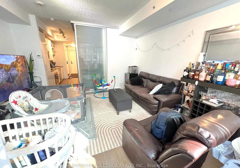 60-annie-craig-drive-toronto-etobicoke-ontario-w13837708