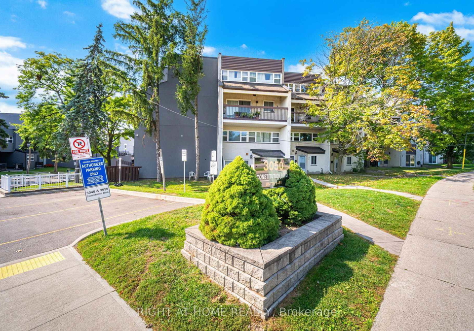 3050-constitution-boulevard-mississauga-ontario-w13837920