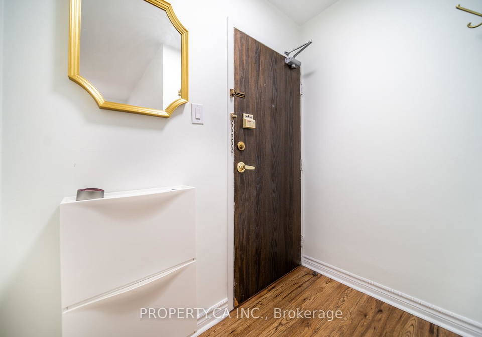455-sentinel-road-toronto-york-ontario-w13838714