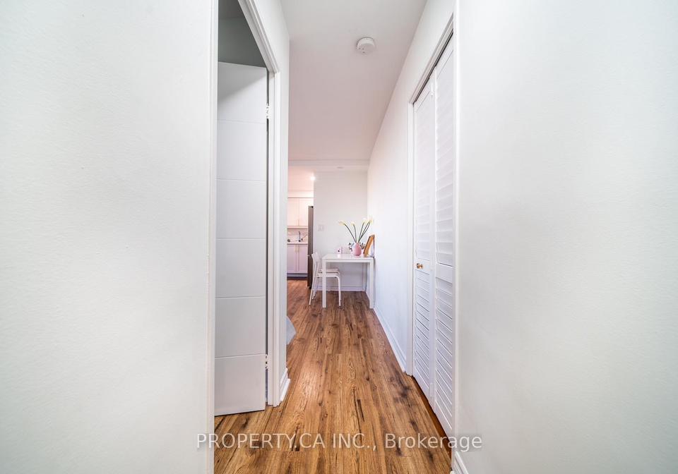 455-sentinel-road-toronto-york-ontario-w13838714