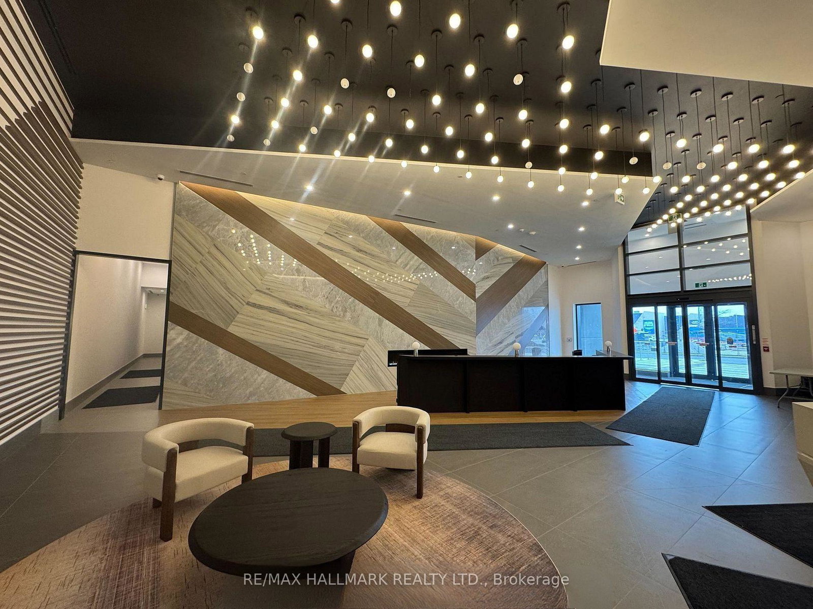 1037-the-queensway-toronto-etobicoke-ontario-w13838718