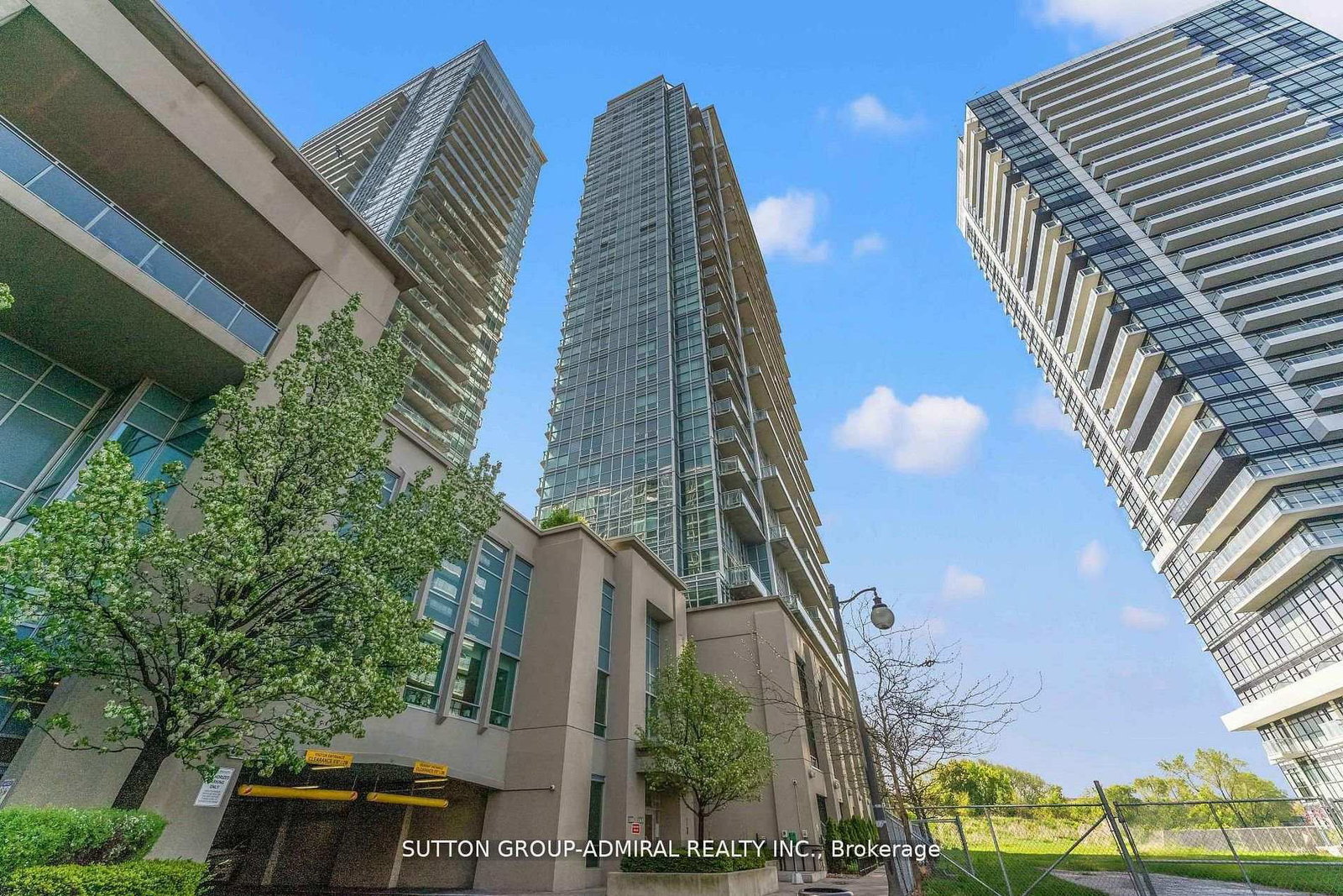 155-legion-road-toronto-etobicoke-ontario-w13838808