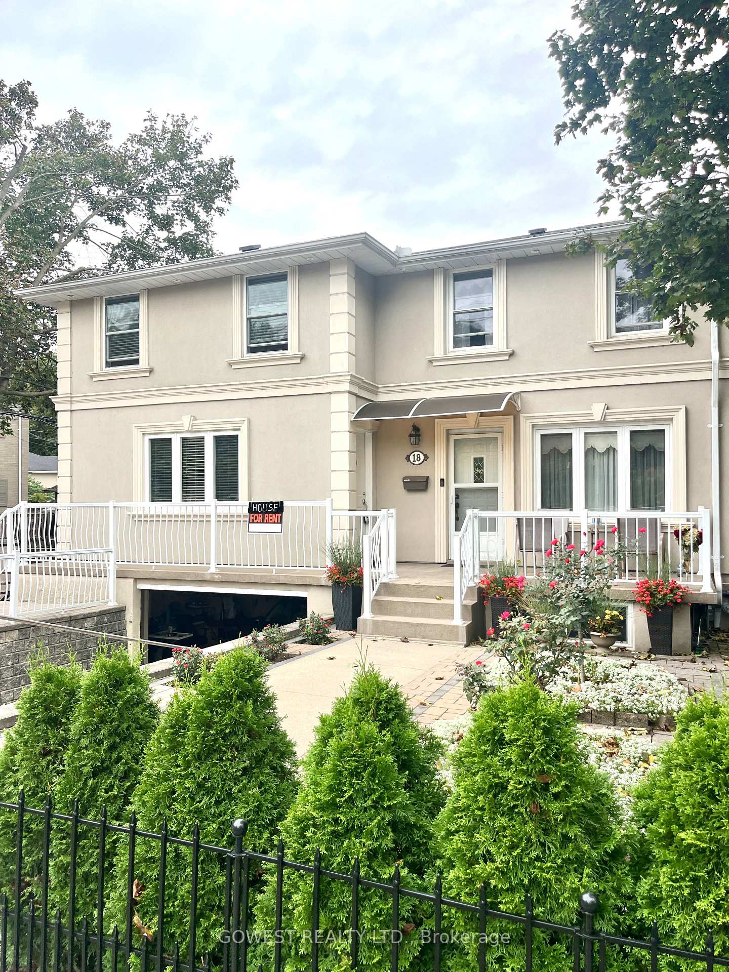 18-varsity-road-toronto-toronto-ontario-w13839190
