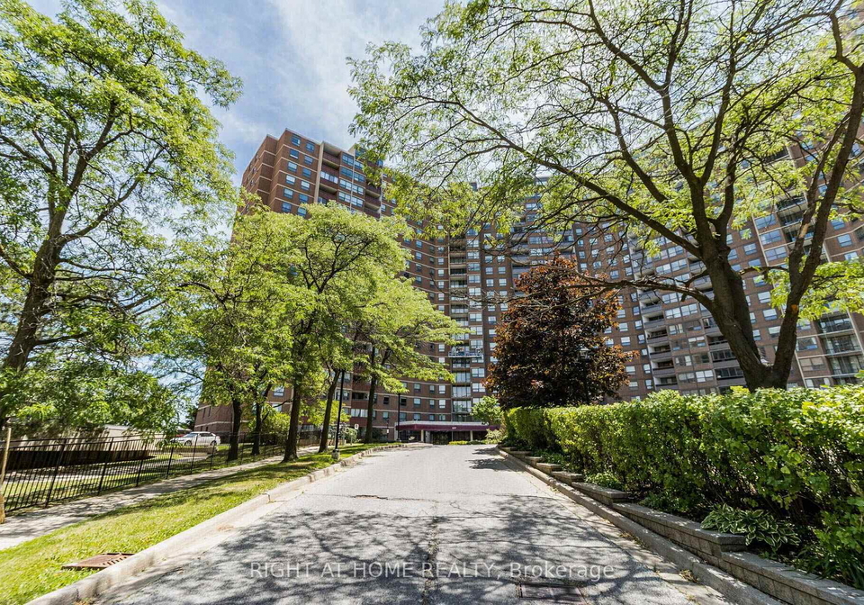 627-the-west-mall-toronto-etobicoke-ontario-w13839346