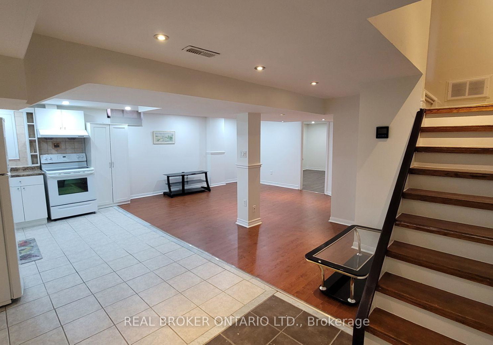3298-cambourne-crescent-mississauga-ontario-w13839436