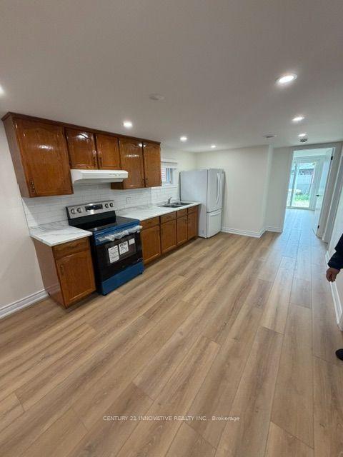 9-capstan-court-toronto-york-ontario-w13839538