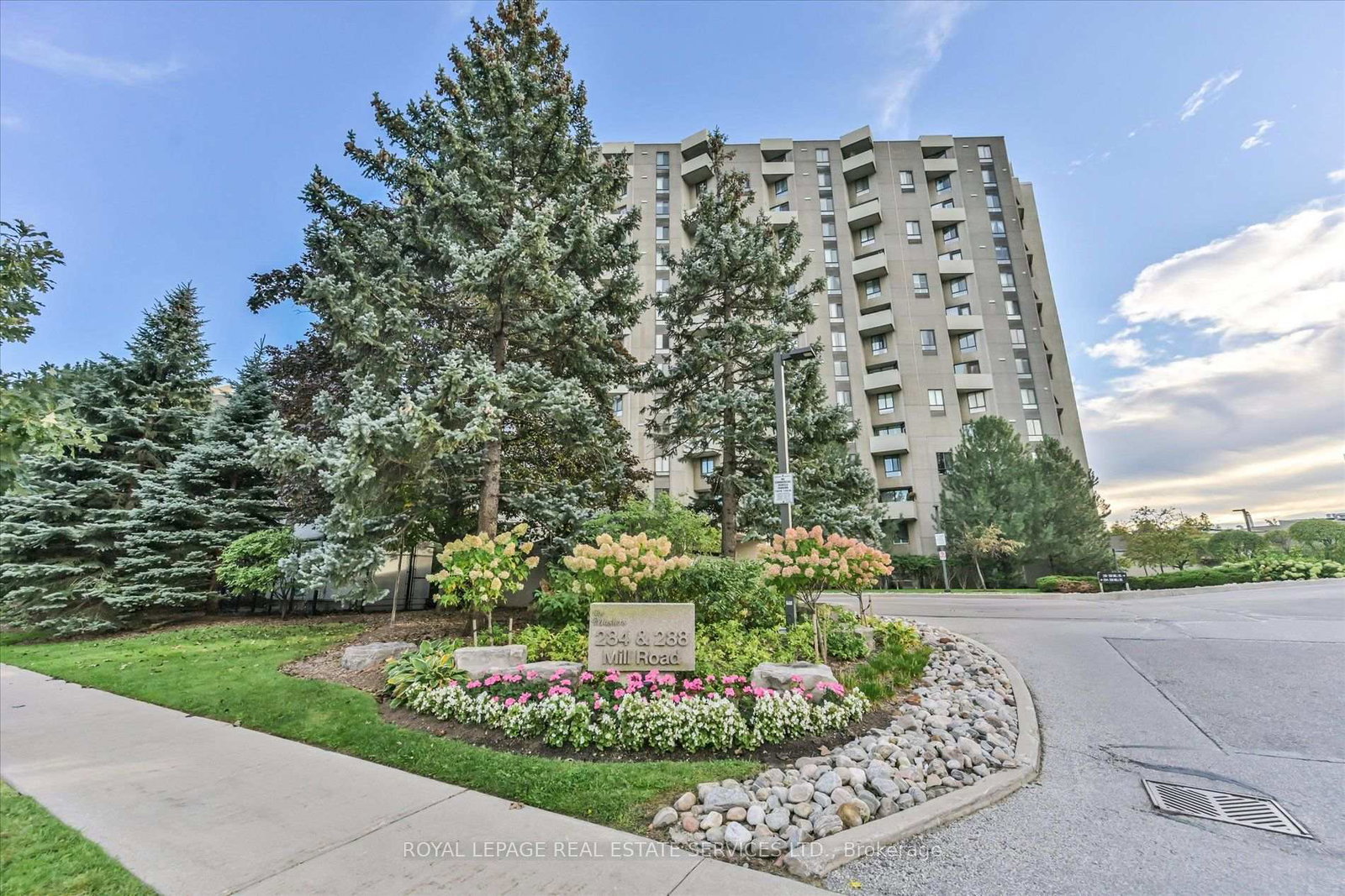 284-mill-road-toronto-etobicoke-ontario-w13839662
