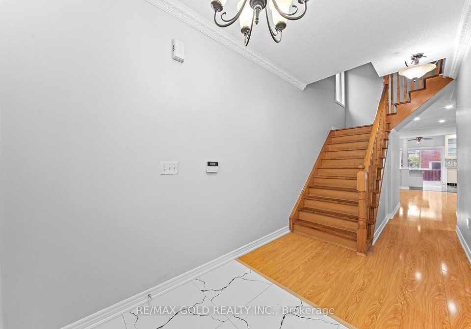 70-crystalview-crescent-brampton-ontario-w13839764