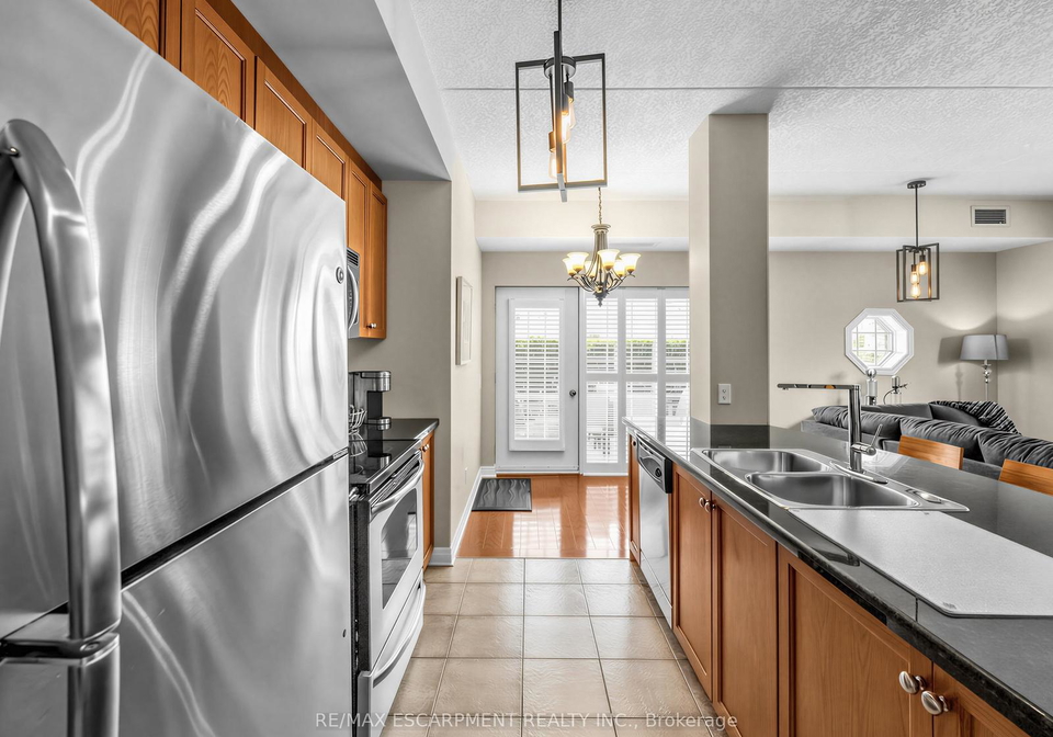 1379-costigan-road-milton-ontario-w13839866