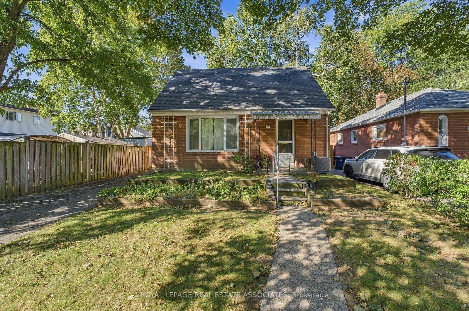 68-gair-drive-toronto-etobicoke-ontario-w13839902
