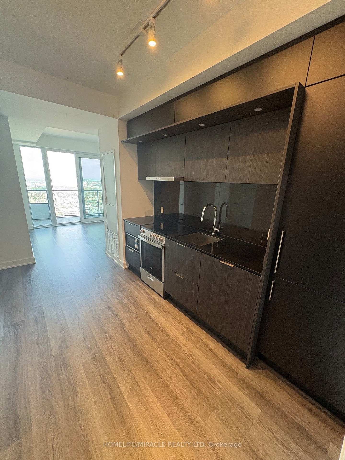 448-burnhamthorpe-road-w-mississauga-ontario-w13840454