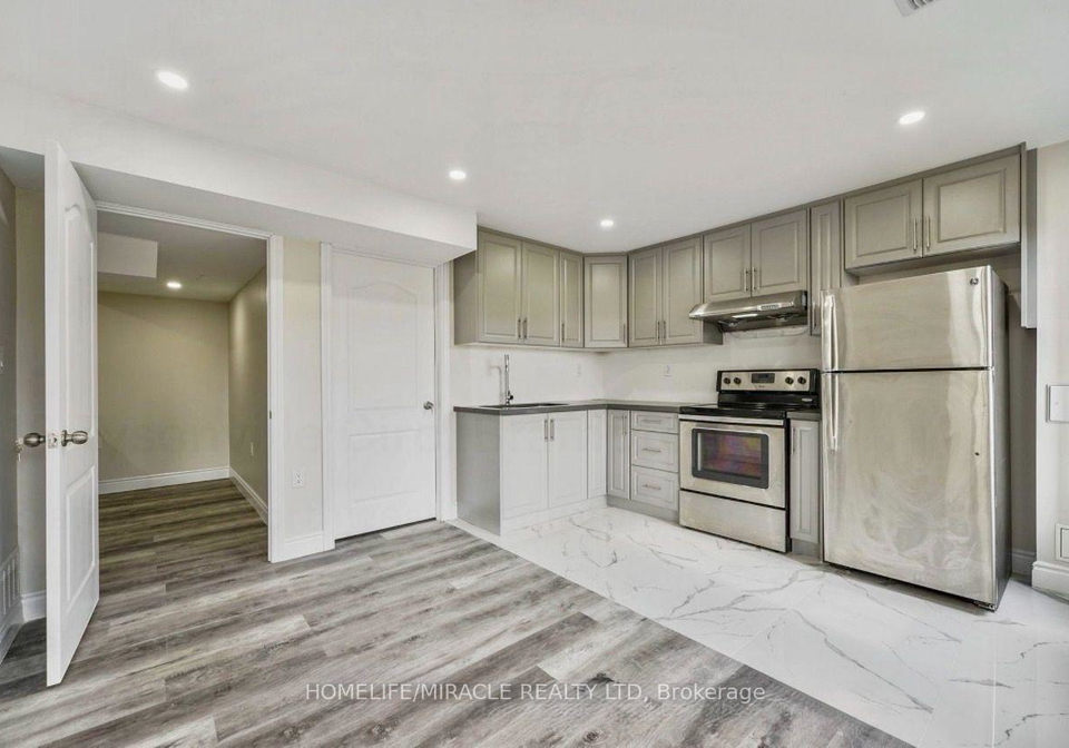 18-tysonville-circle-brampton-ontario-w13840770
