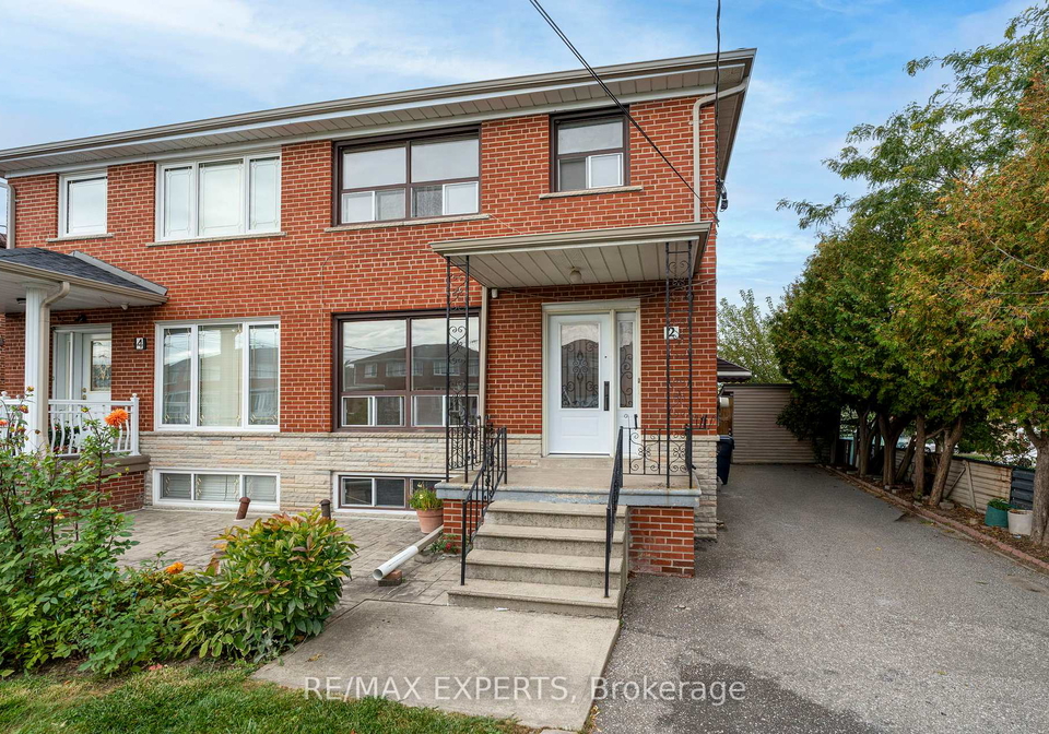 2-donofree-road-toronto-north-york-ontario-w13840932