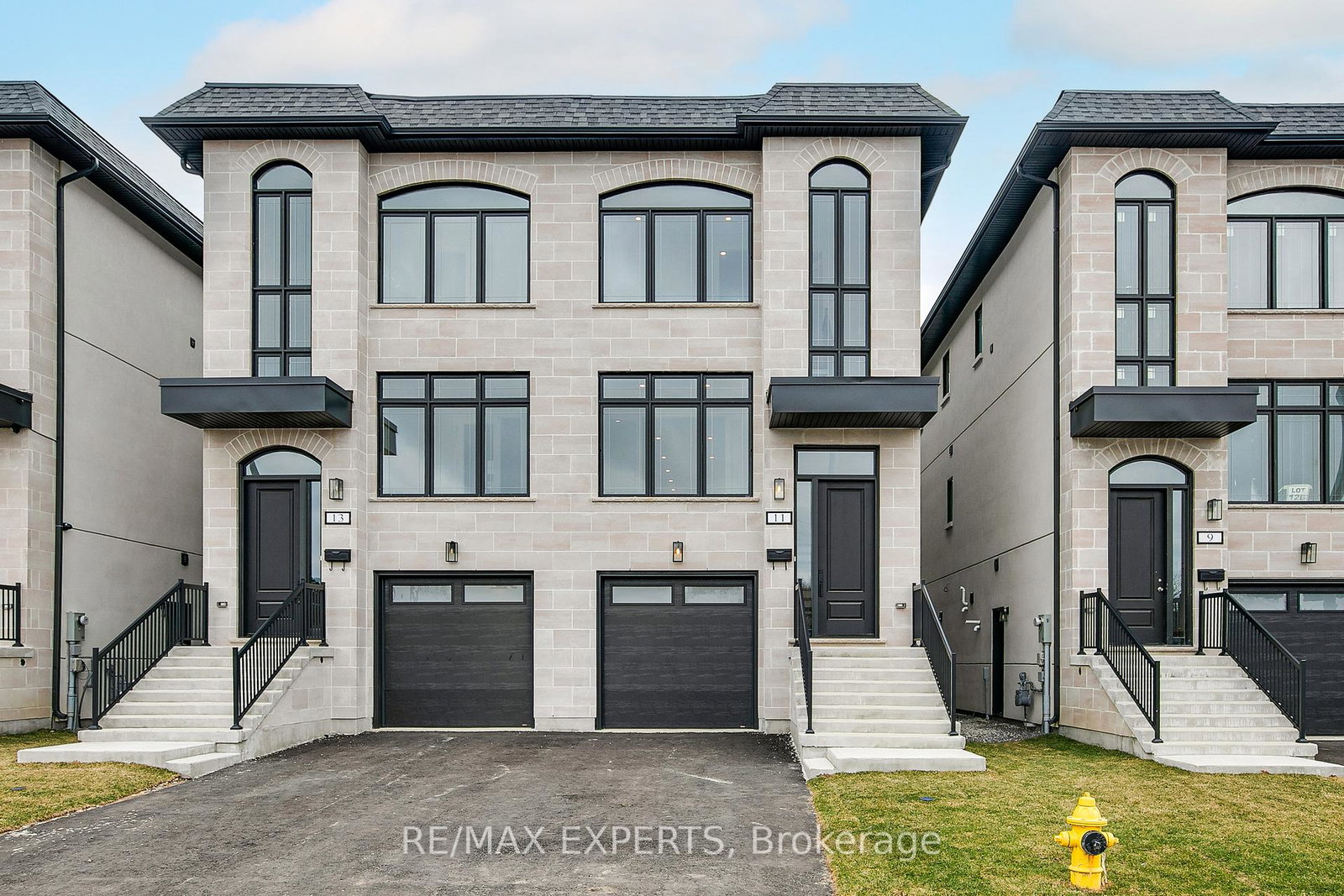 11-st-gaspar-court-toronto-york-ontario-w13841024