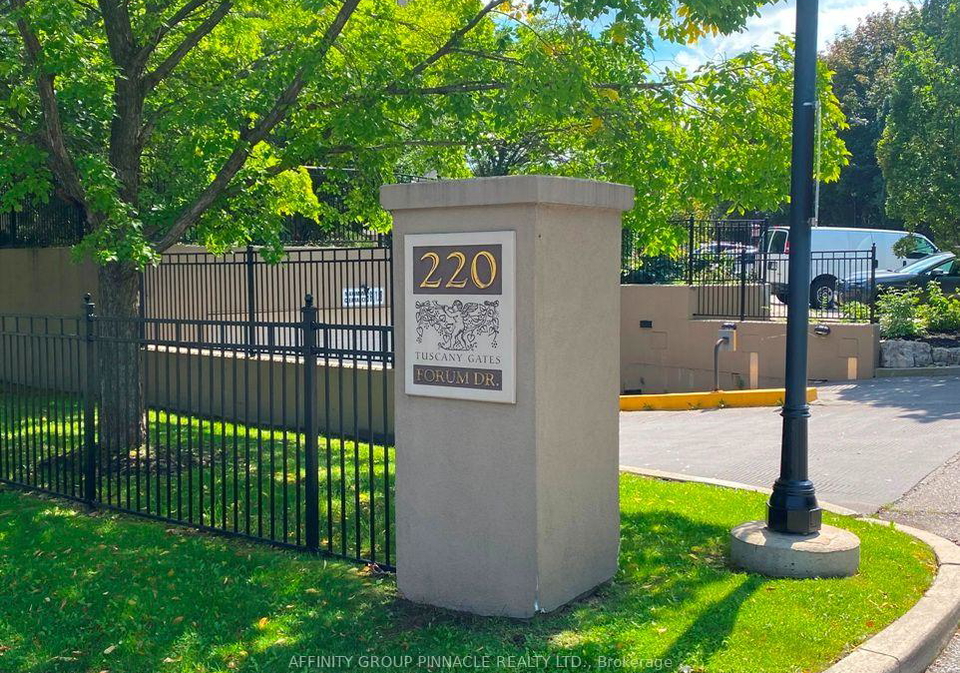 220-forum-drive-mississauga-ontario-w13841082