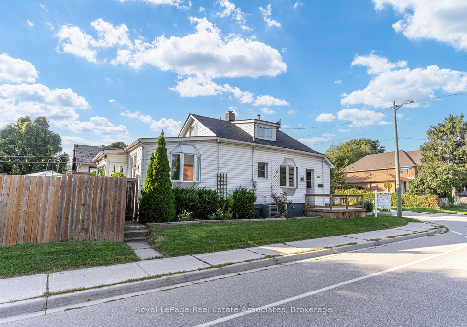 889-third-street-mississauga-ontario-w13841246