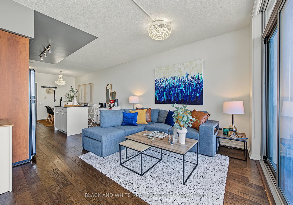 103-the-queensway-avenue-toronto-toronto-ontario-w13841278