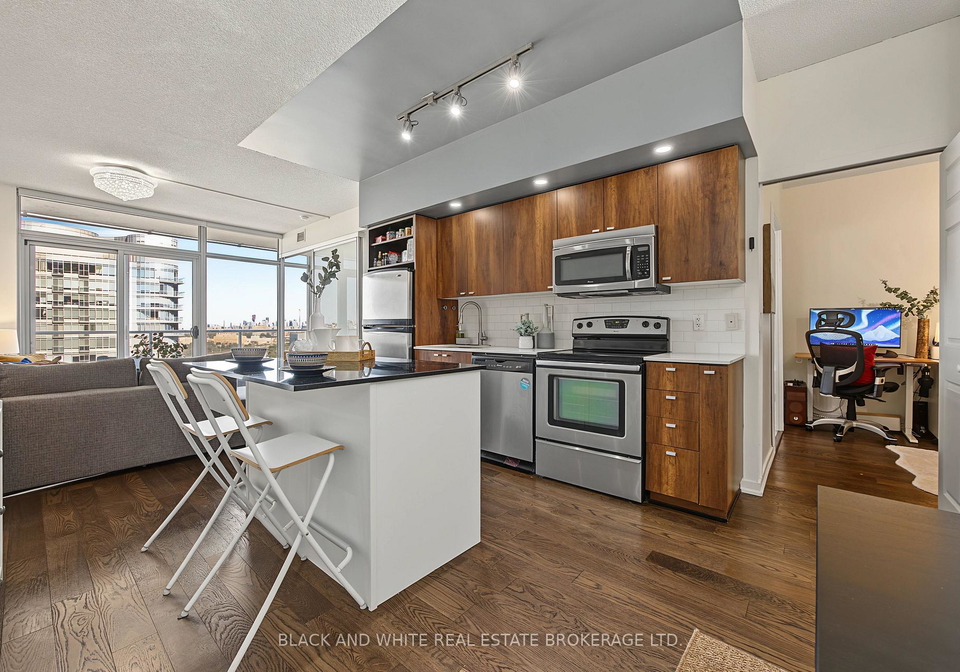 103-the-queensway-avenue-toronto-toronto-ontario-w13841278