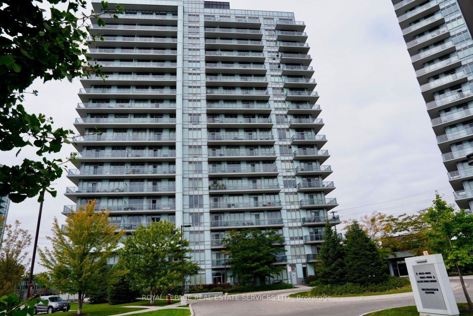 4633-glen-erin-drive-mississauga-ontario-w13841794