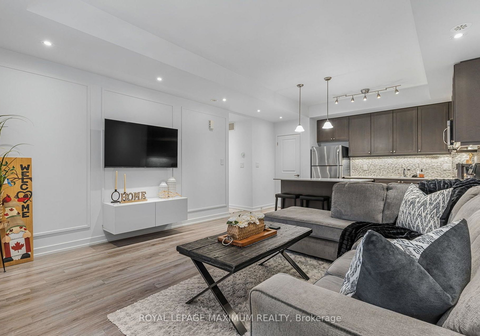 867-wilson-avenue-toronto-york-ontario-w13841960