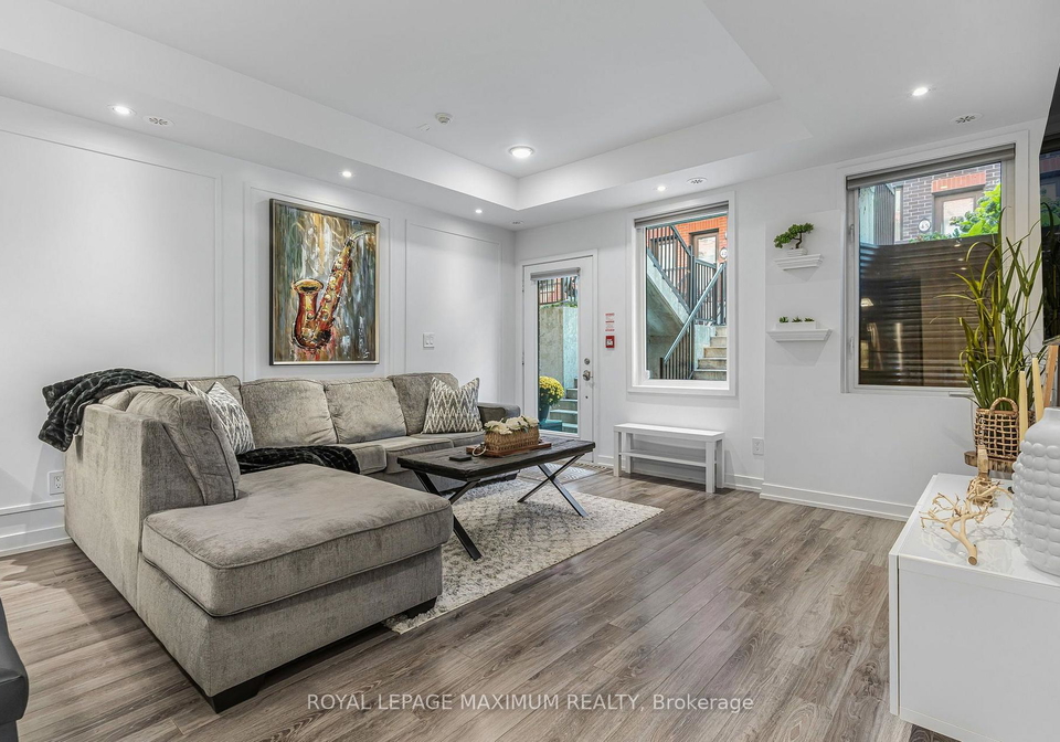 867-wilson-avenue-toronto-york-ontario-w13841960