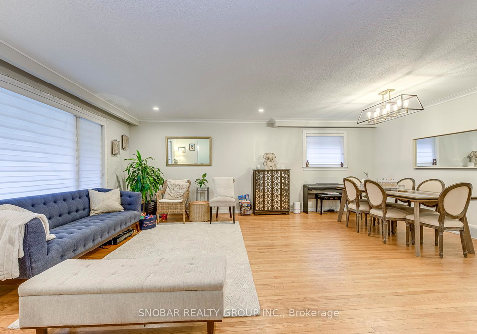 52-decarie-circle-toronto-etobicoke-ontario-w13841994