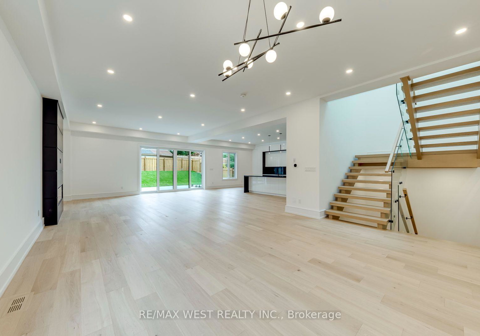 3-amber-crescent-toronto-north-york-ontario-w13842002