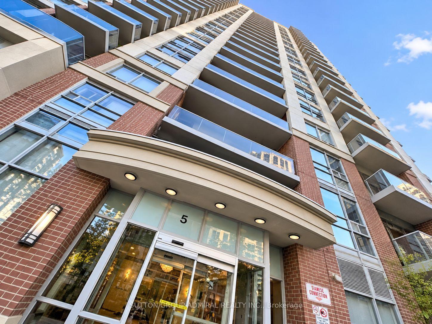 5-michael-power-place-toronto-etobicoke-ontario-w13842124