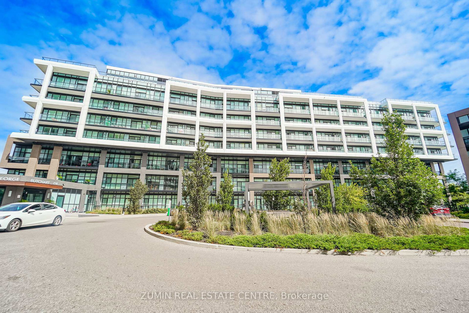 60-george-butchart-drive-toronto-york-ontario-w13842128