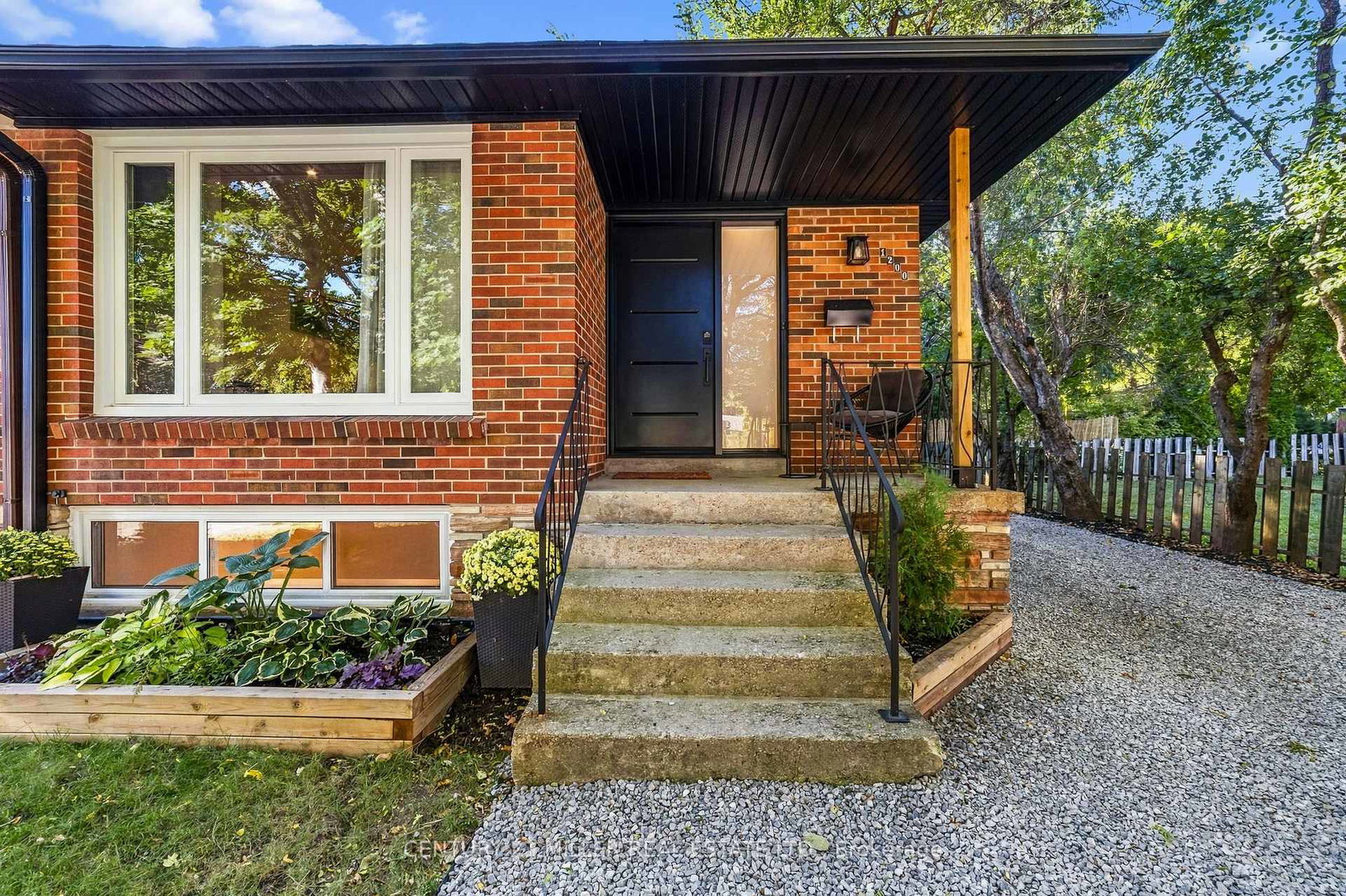 1200-ingledene-drive-oakville-ontario-w13842240