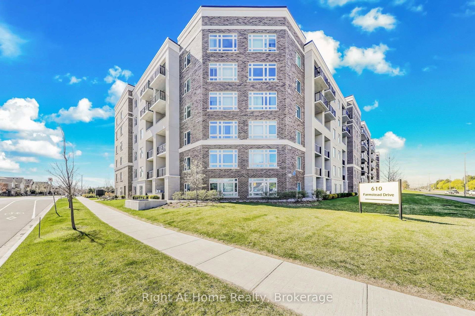 610-farmstead-drive-milton-ontario-w13842244