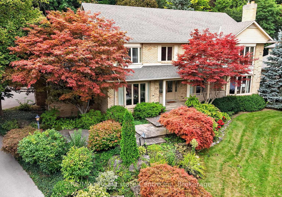 179-oaklands-park-court-burlington-ontario-w13842358