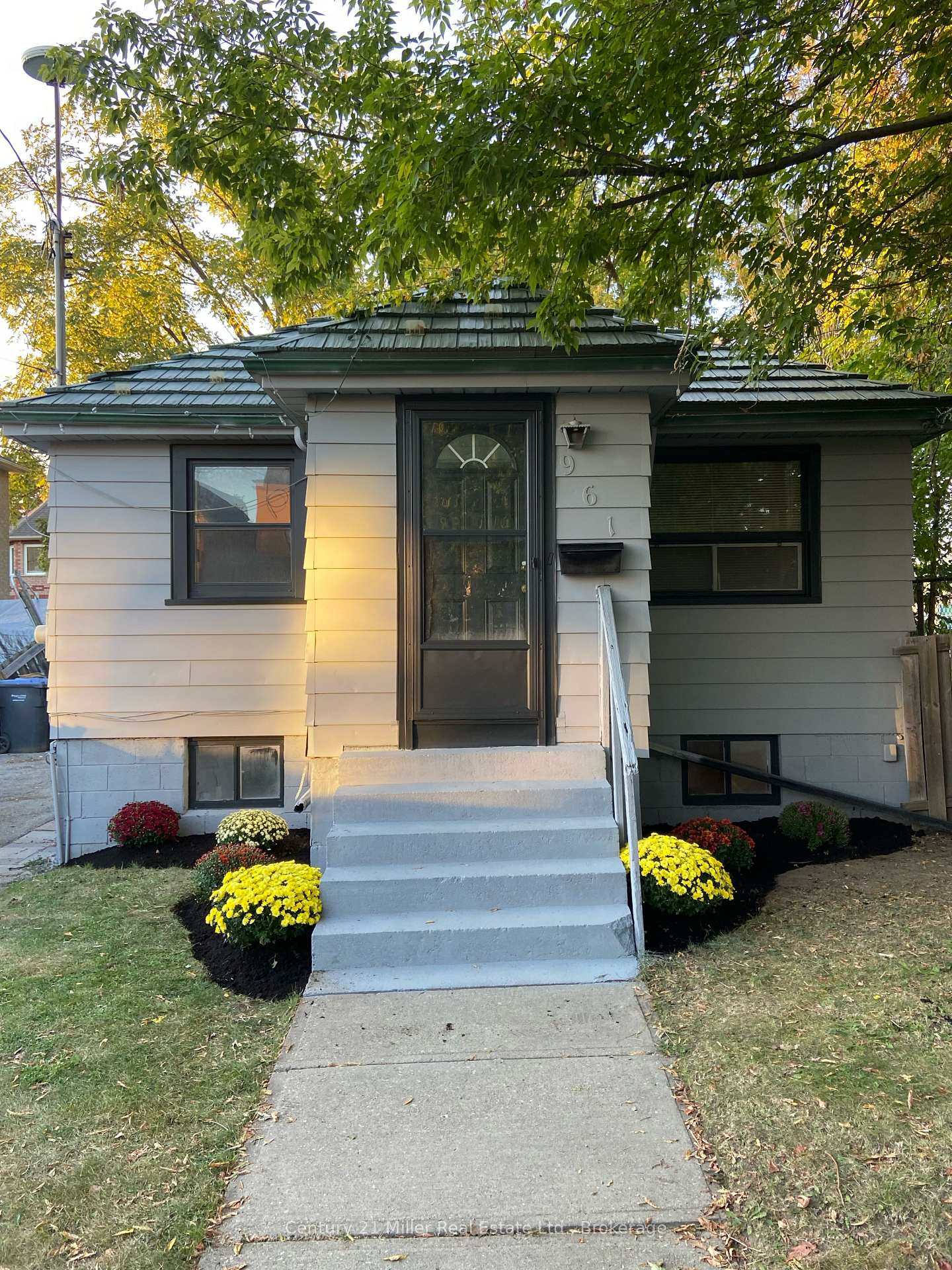 961-ninth-street-mississauga-ontario-w13842510