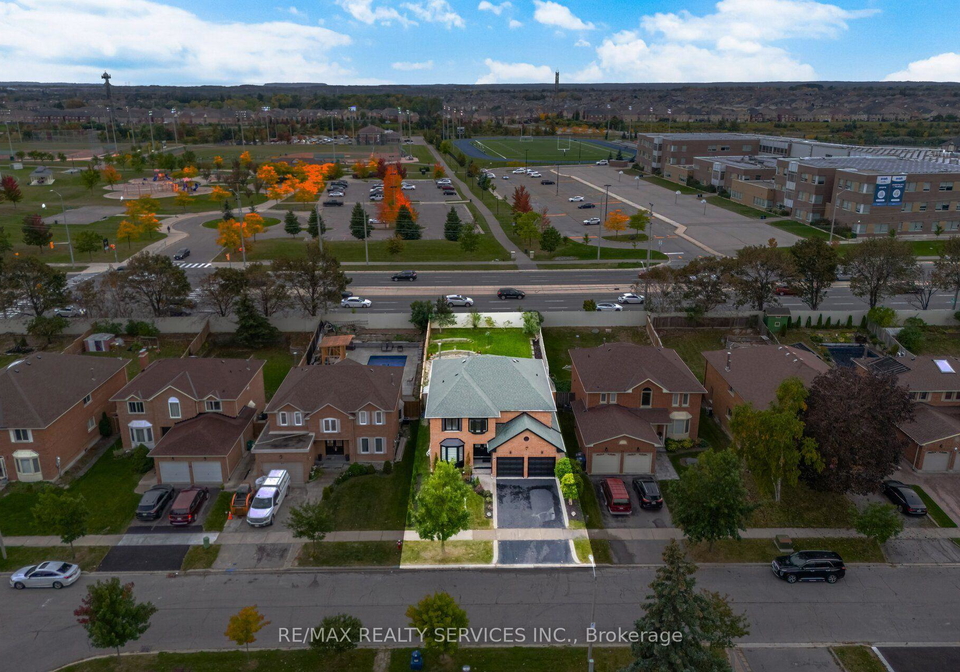 28-corkett-drive-brampton-ontario-w13842580
