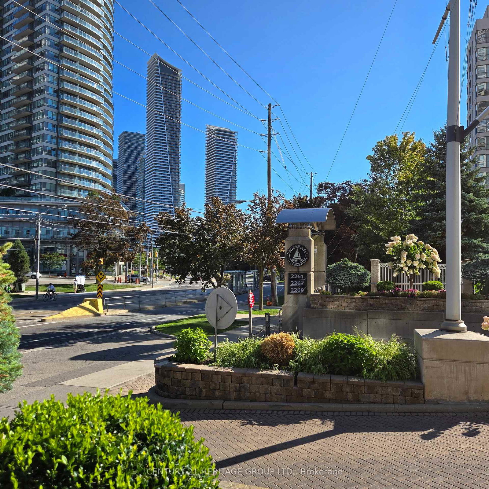 2267-lakeshore-boulevard-w-toronto-etobicoke-ontario-w13842646