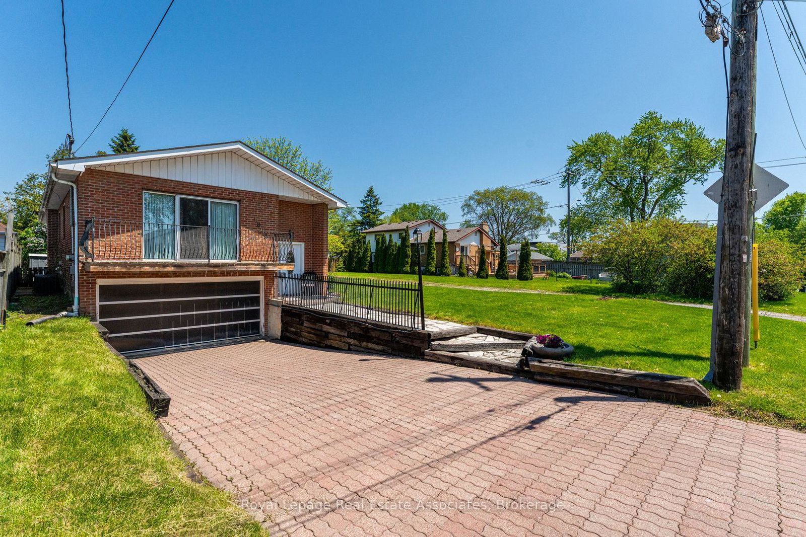 1069-alexandra-avenue-mississauga-ontario-w13842908