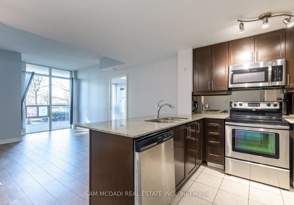 70-absolute-avenue-mississauga-ontario-w13842958