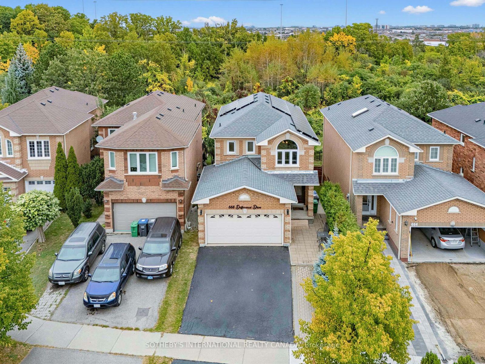 668-driftcurrent-road-mississauga-ontario-w13843000