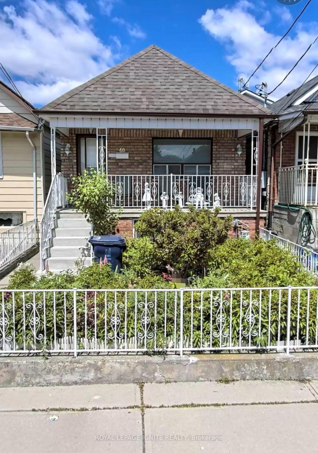 40-avon-avenue-toronto-toronto-ontario-w13843086