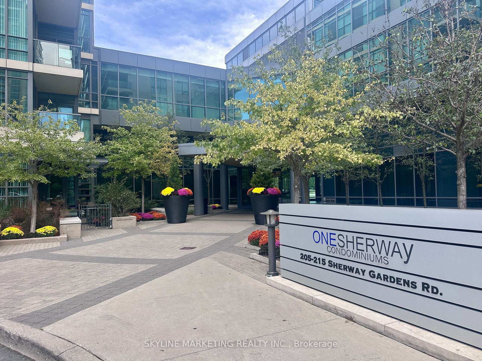 215-sherway-gardens-road-toronto-etobicoke-ontario-w13843440