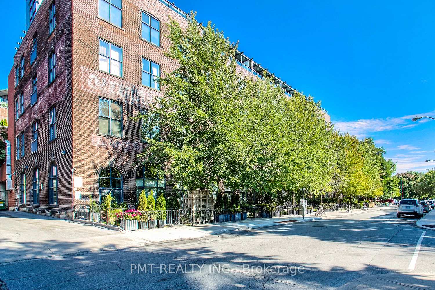 369-sorauren-avenue-toronto-toronto-ontario-w13843490