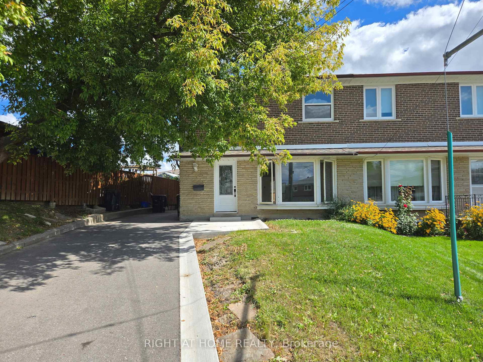 13-faulkner-crescent-toronto-york-ontario-w13843548